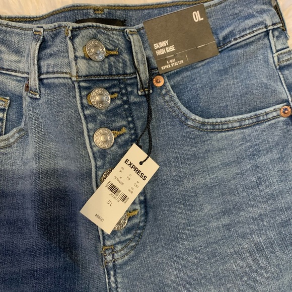 Express Skinny High Rise Jeans - Picture 2 of 4